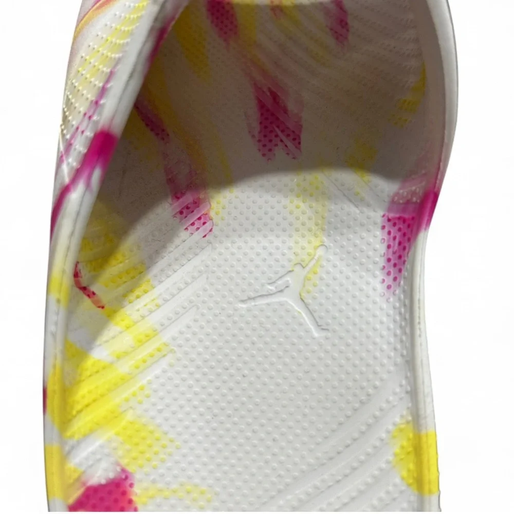Jordan vibrant slide
